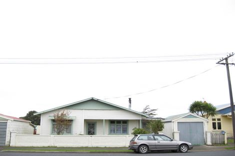 Photo of property in 5 Princes Street, Fitzroy, New Plymouth, 4312