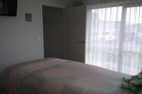 Photo of property in 10 Ngarue Place, Waitara, 4320