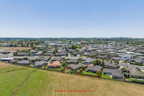 Photo of property in 26 Breaker Grove, Waiuku, 2123
