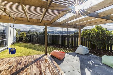 Photo of property in 2/163 Rongotai Road, Rongotai, Wellington, 6022