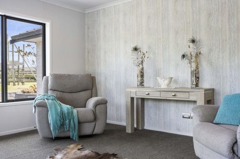 Photo of property in 12 Church View Road, Waiau Pa, Pukekohe, 2679