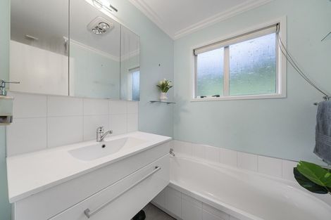 Photo of property in 74 Leeward Drive, Whitby, Porirua, 5024
