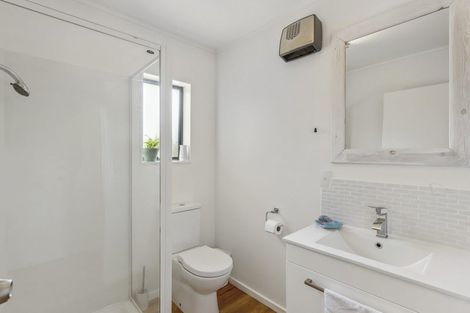 Photo of property in 30a Rata Road, Raumati Beach, Paraparaumu, 5032