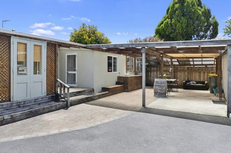 Photo of property in 16 Smith Street, Frankton, Hamilton, 3204