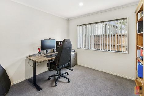 Photo of property in 13 Girvan Terrace, Wattle Downs, Auckland, 2103