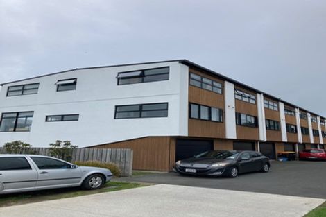 Photo of property in 10/63 Tawa Street, Mount Maunganui, 3116