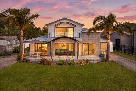 Photo of property in 332 Waterways Parade, Pauanui, Hikuai, 3579