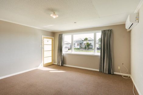 Photo of property in 3 Oakley Street, Palmerston North, 4410