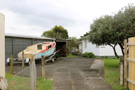 Photo of property in 7 Foster Place, Mangere East, Auckland, 2024