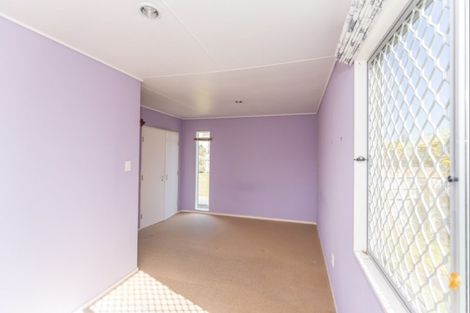 Photo of property in 1 Strathmore Avenue, Levin, 5510