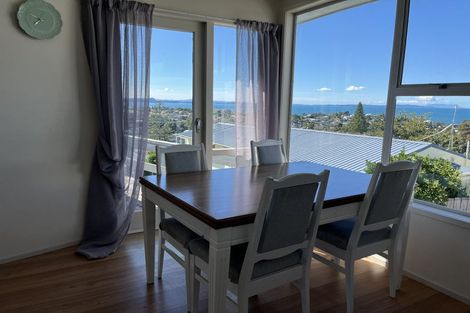 Photo of property in 18 Scott Road, Stanmore Bay, Whangaparaoa, 0932