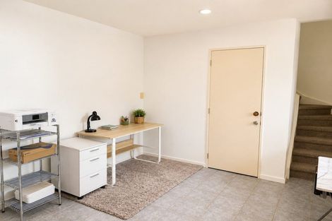 Photo of property in 9 William Hadlow Place, Hatfields Beach, Orewa, 0931