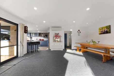 Photo of property in 6 Admiralty Place, Waikawa, Picton, 7220