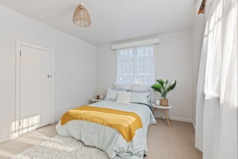 Photo of property in 452 Carrington Street, Upper Vogeltown, New Plymouth, 4310