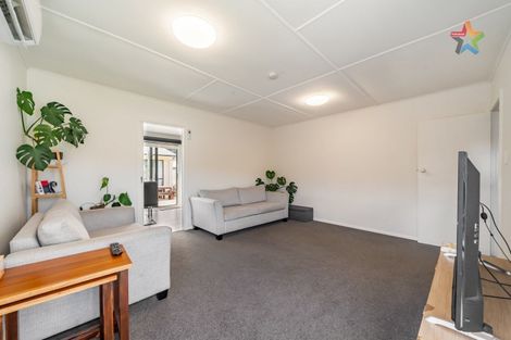 Photo of property in 4 Roberts Street, Wainuiomata, Lower Hutt, 5014