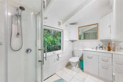 Photo of property in 40 Tanekaha Road, Titirangi, Auckland, 0604