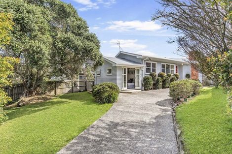 Photo of property in 15 Saffron Street, Birkdale, Auckland, 0626