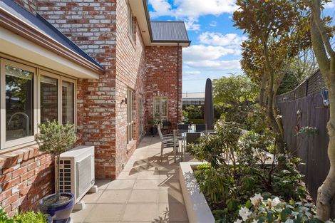 Photo of property in 16a Hadlow Place, Burnside, Christchurch, 8041