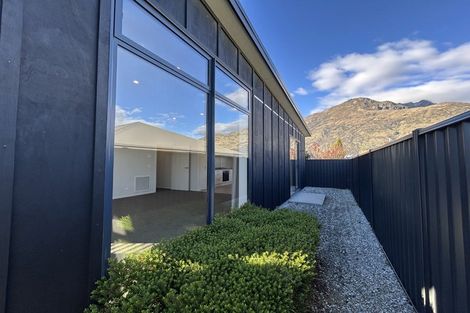 Photo of property in 27 Cumberland Road, Lower Shotover, Queenstown, 9304