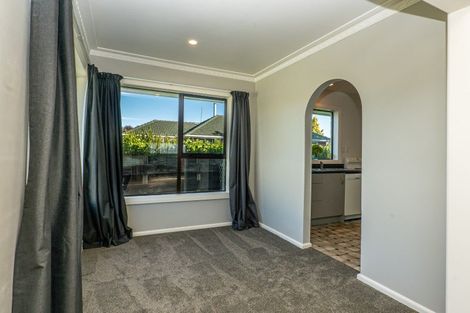 Photo of property in 10 Masham Road, Broomfield, Christchurch, 8042