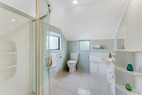 Photo of property in 2/2 Abercrombie Street, Howick, Auckland, 2014