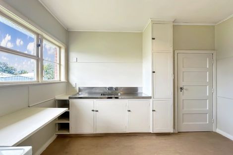 Photo of property in 2 White Street, Whanganui East, Whanganui, 4500