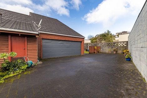 Photo of property in 23 Wesley Avenue, Frankleigh Park, New Plymouth, 4310