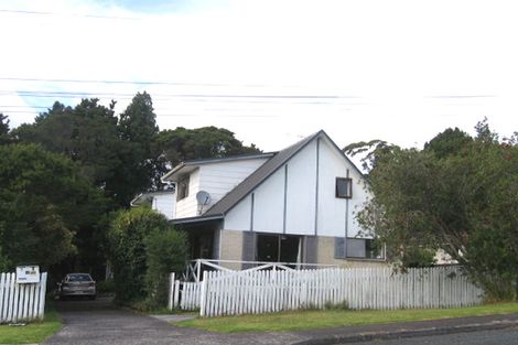 Photo of property in 1/35 Moore Street, Hillcrest, Auckland, 0627