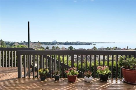 Photo of property in 2 Keam Way, Welcome Bay, Tauranga, 3112