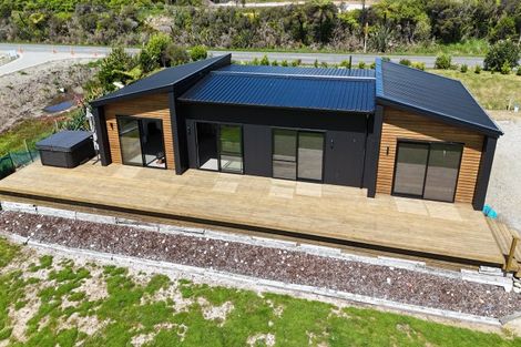 Photo of property in 1010 Cape Foulwind Road, Cape Foulwind, Westport, 7892