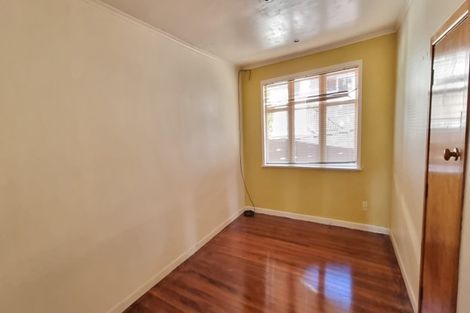 Photo of property in 36 Sheridan Drive, New Lynn, Auckland, 0600