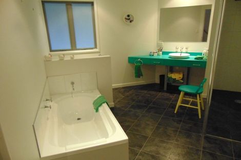 Photo of property in 8 Rutland Street, Picton, 7220