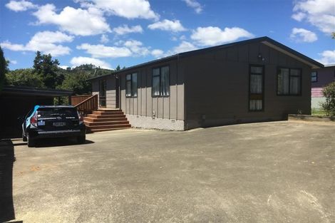 Photo of property in 13 Clapham Grove, Stokes Valley, Lower Hutt, 5019
