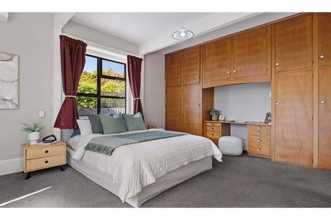 Photo of property in 90 Opawa Road, Opawa, Christchurch, 8023