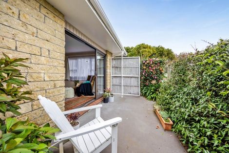 Photo of property in 65 Belt Road, New Plymouth, 4310