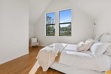 Photo of property in 150 Highland Drive, Acacia Bay, Taupo, 3385