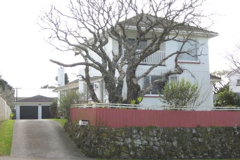 Photo of property in 31 Tarahua Road, Vogeltown, New Plymouth, 4310
