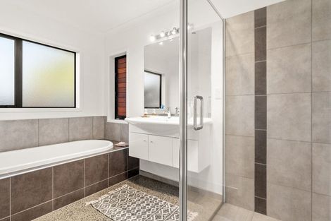 Photo of property in 110 Rowesdale Drive, Ohauiti, Tauranga, 3112