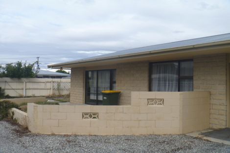 Photo of property in 2/12 Campbell Street, Alexandra, 9320
