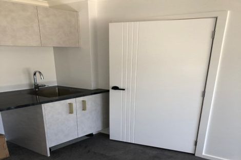 Photo of property in 2 Opaoa Way, Aotea, Porirua, 5024