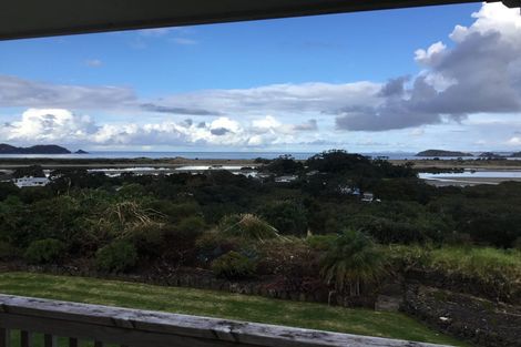 Photo of property in 21 Kakariki Road, Ngunguru, Whangarei, 0173