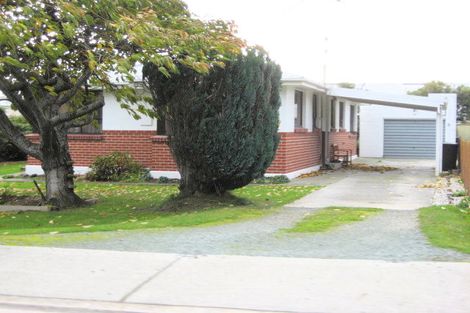 Photo of property in 18 Helensbrook Road, Milton, 9220