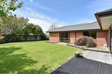 Photo of property in 12 Taunton Place, Rangiora, 7400