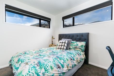 Photo of property in 7 George Drive, Lower Shotover, Queenstown, 9304