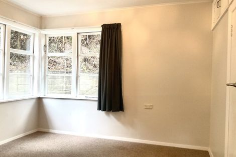Photo of property in 136 Wyndham Road, Pinehaven, Upper Hutt, 5019