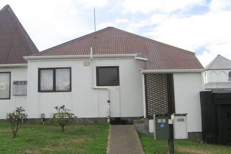 Photo of property in 130 Akaroa Drive, Maupuia, Wellington, 6022