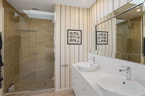 Photo of property in 16a Hadlow Place, Burnside, Christchurch, 8041