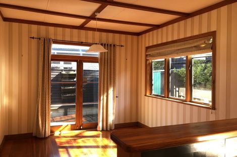 Photo of property in 10 Harvey Road, Bluff Hill, Napier, 4110