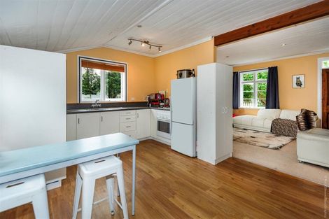 Photo of property in 217 Whitecliffs Road, Whitecliffs, Coalgate, 7673