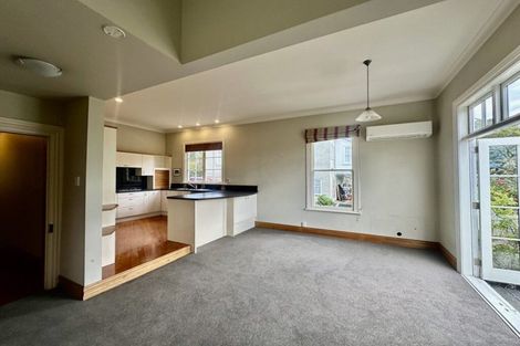 Photo of property in 14 Drivers Road, Maori Hill, Dunedin, 9010